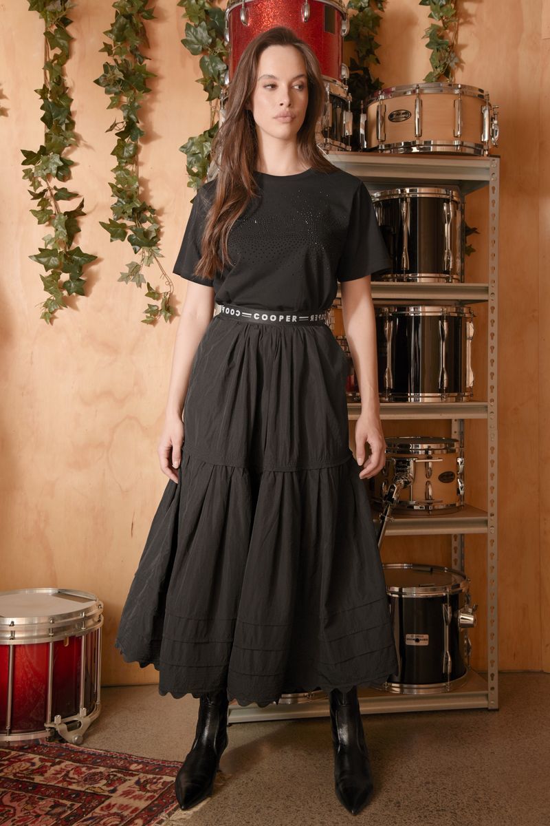 									STITCH THE LINE SKIRT
			