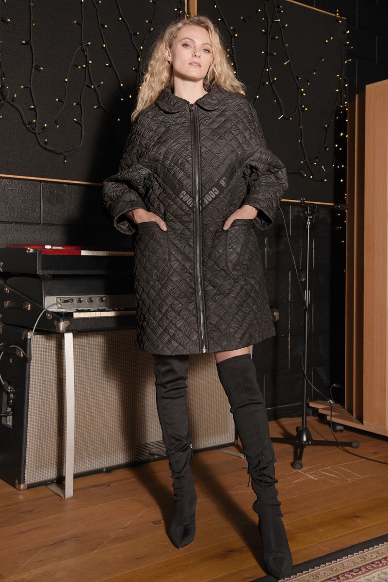 									HOT AIR COCOON COAT
			