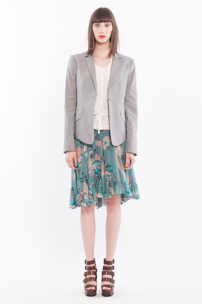 									Greystoke 'Crowning Glory' jacket
								, 			Ink Spot 'Modesty Blaise' top
								, 			Wacky Duck 'Fan Tail' skirt
			