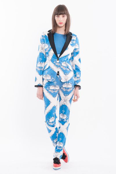 									Bathing Swans 'Black & Blue' jacket
								, 			Ink Well 'Blue Me Down' top
								, 			Bathing Swans 'Norma Jean' pant
			