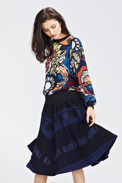 									PARADISO 'SWEATER HALF' TOP
								, 			SOMEONE LIKE BLUE 'DARK GATHER' SKIRT
			