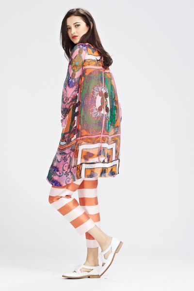 									BUTTERFLY KISSES 'BOW BACK MOUNTAIN' DRESS
								, 			BAHAMA MAMA 'RUNAWAY STRIPE' PANT
			