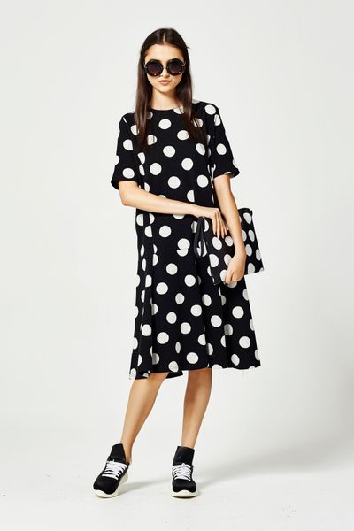 									SPOT THE DIFFERENCE 'FLARE FITTING' DRESS
			