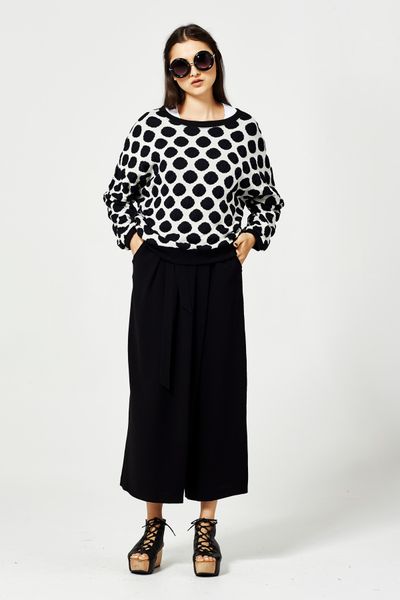 									SPOT THE DIFFERENCE 'FUN WITH SPOT' TOP
								, 			CREPE TIMES 'PANTS FOR NOTHING' PANTS
			