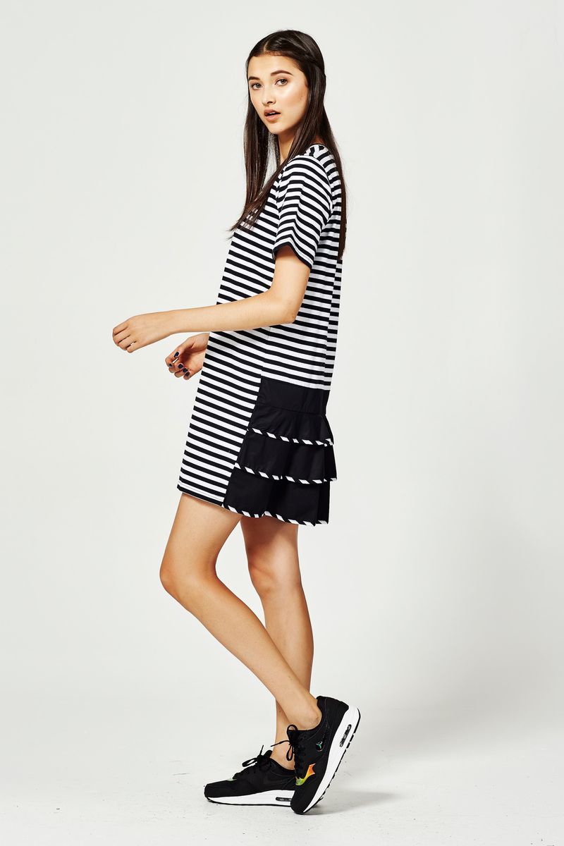 									MAKE A BEE LINE 'RUSTLE MY BUSTLE' DRESS
			