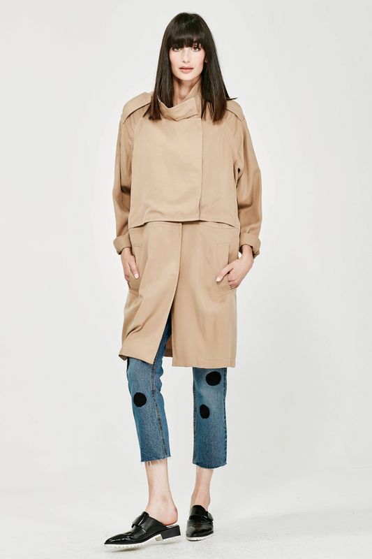 									'Tanned Lines' Coat
								, 			'Emma Spotson' Jean
			