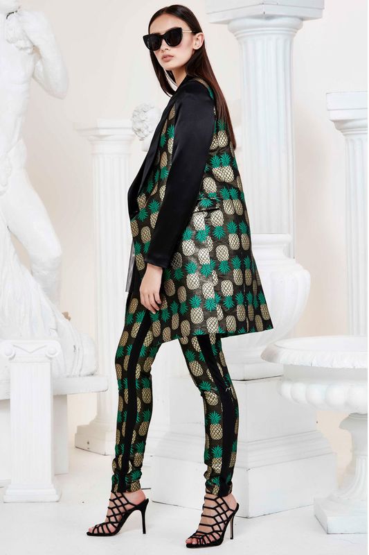 									Coat Of Arms
								, 			Cross The Line Sunglasses
								, 			Pine For You Trousers
			