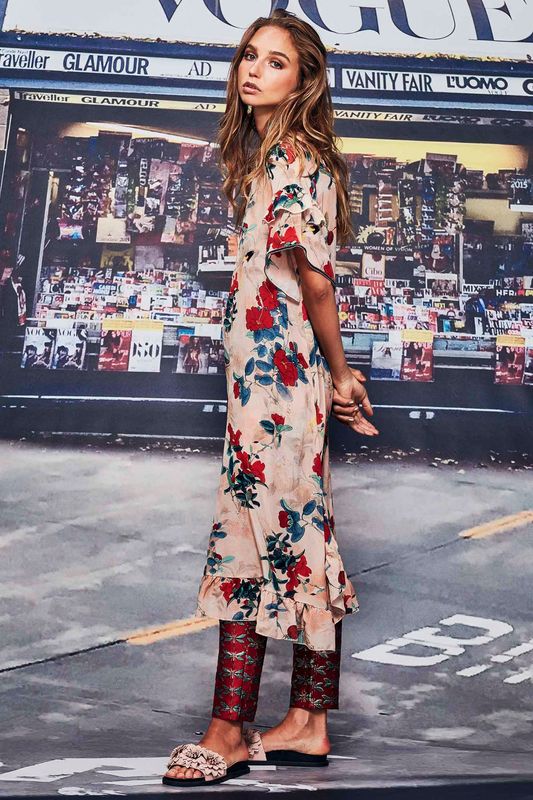 									LOOSE LIPS DRESS
								, 			TROUSER FLY PANT
			