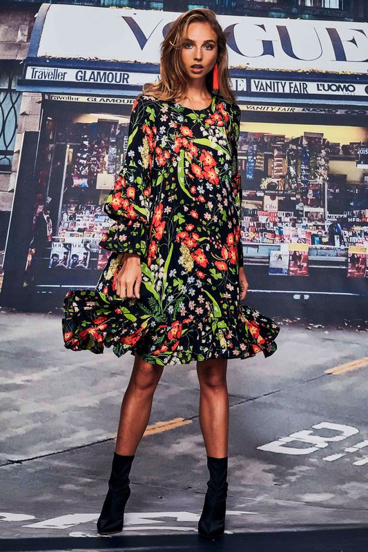 									INTO THE WOODS DRESS
			