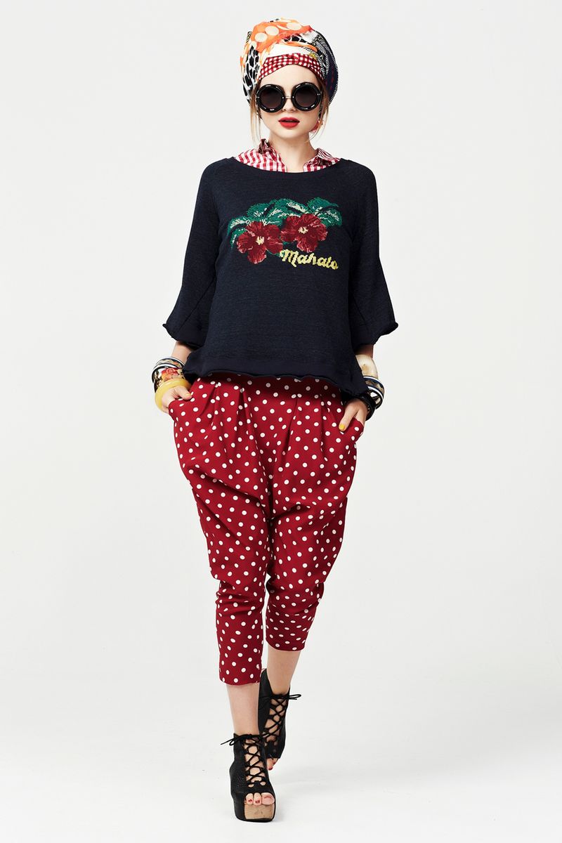 									ISLAND TIME 'ALOHA' SWEATER
								, 			WHAT'S SPOT TO LIKE 'I DOT YOU' PANT
			
