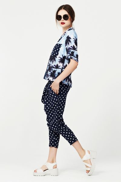 									BEACHED BLONDE 'PALM BEACH' TOP'
								, 			WHAT'S SPOT TO LIKE 'I DOT YOU' PANT
			
