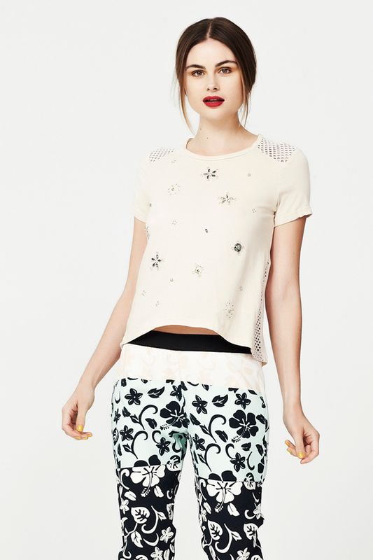 									BEAD OF LIGHT 'TWINKLE LADIES' TSHIRT
								, 			A LUAU NIGHT 'BRING MINT ON' PANT
			