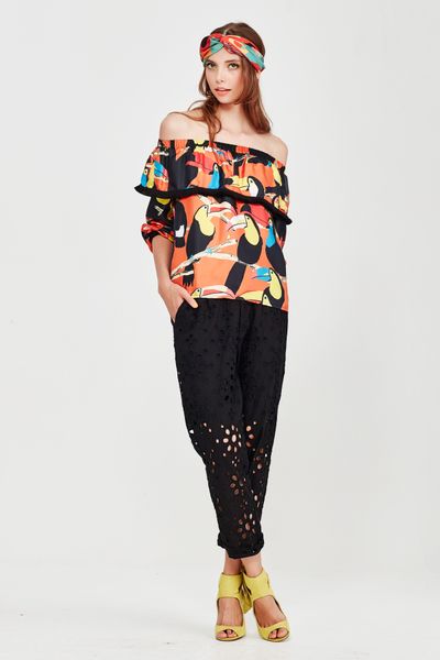 									WEIGHT OFF MY SHOULDERS TOP
								, 			BERMUDA TROUSER
			