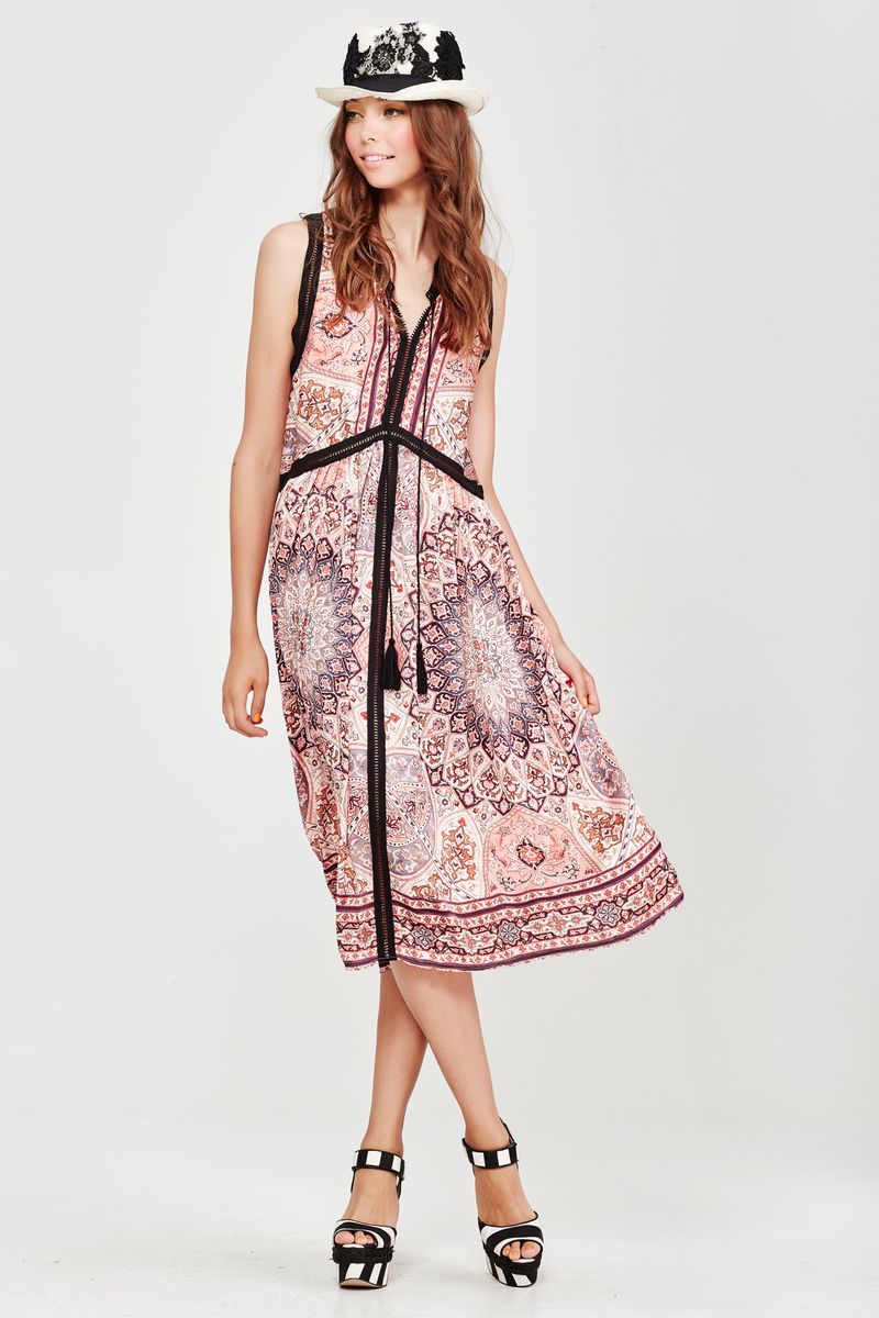 									THE GRAND BAZAAR DRESS
			