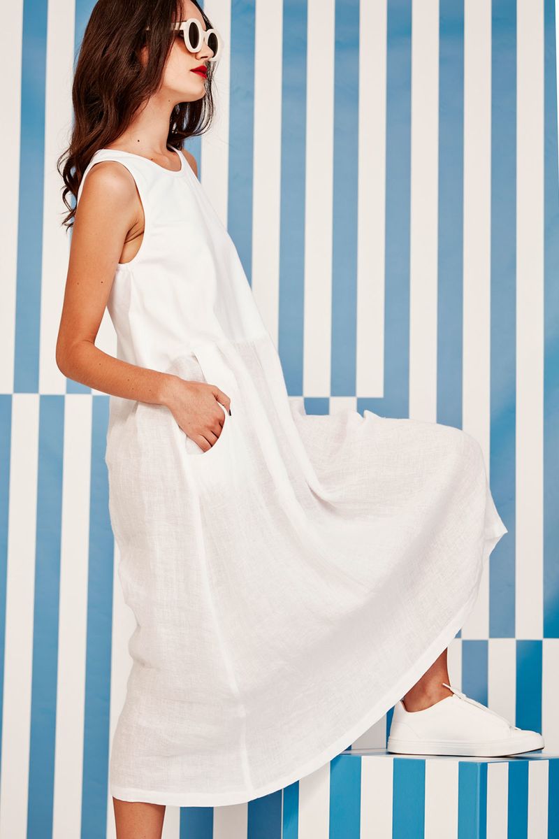 									IN TUNIC WITH YOU DRESS
								, 			ROCK N ROUND SUNGLASSES
			