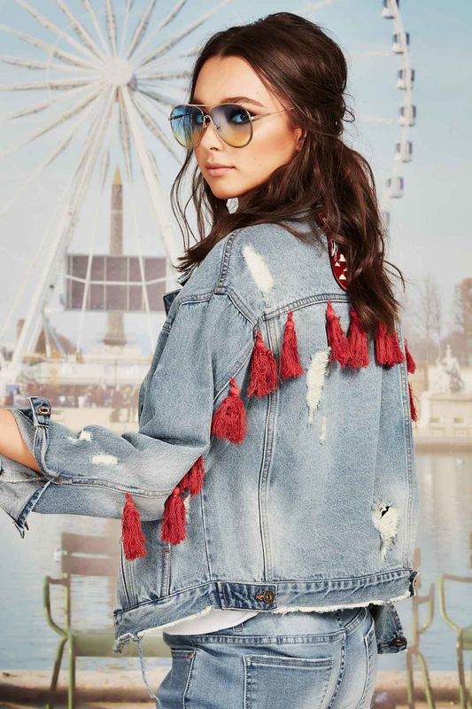 									WELCOME TO NASHVILLE JACKET
								, 			DIAMONDS AND PEARLS JEANS
			