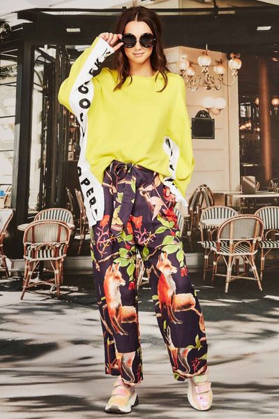 									TURN IT UP PANTS
								, 			PHAT GIRL SLIM SUNGLASSES
								, 			IT'S A SIDE SHOW JERSEY
			