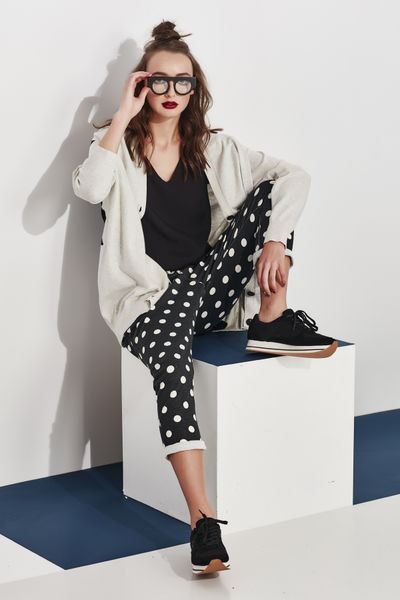 									SEEING SPOTS GLASSES
								, 			COMET CLOSER CARDIGAN
								, 			SWAY, SWAY AWAY TOP
								, 			C'S ALL THAT PANT
			