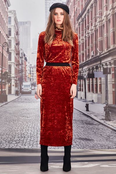 									KYLIE MY WORLD SKIRT
								, 			ALL CHOKED UP CHOKER
								, 			SKIVVY ME TIMBERS TOP
			