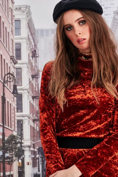 									SKIVVY ME TIMBERS TOP
								, 			ALL CHOKED UP CHOKER
								, 			KYLIE MY WORLD SKIRT
			