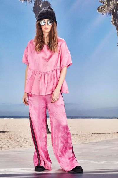 									SCORPIO TALES TROUSER
								, 			PASS THE BAR SUNGLASSES
								, 			I SEE PISCES TOP
			