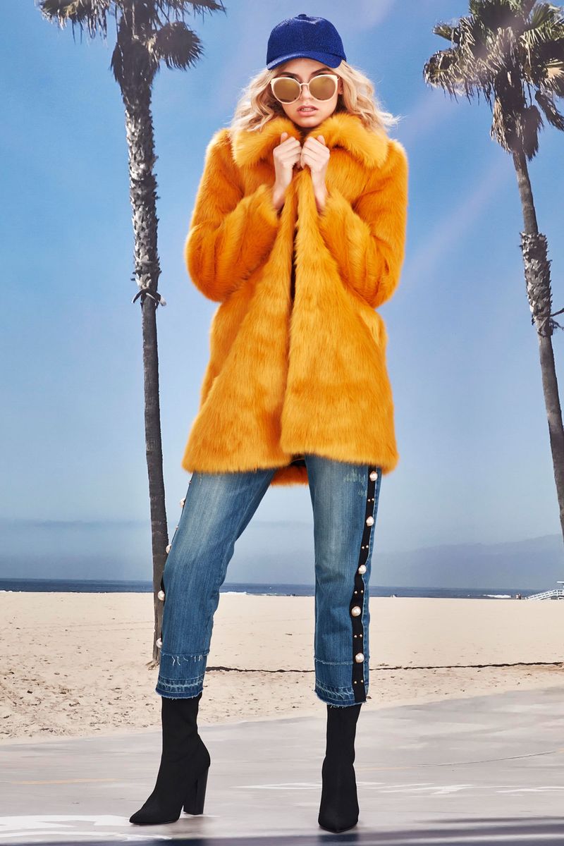 									BUILD ME UP BUTTERCUP COAT
								, 			MIXED METAL SUNGLASSES
								, 			DRIPPING PEARLS JEANS
			