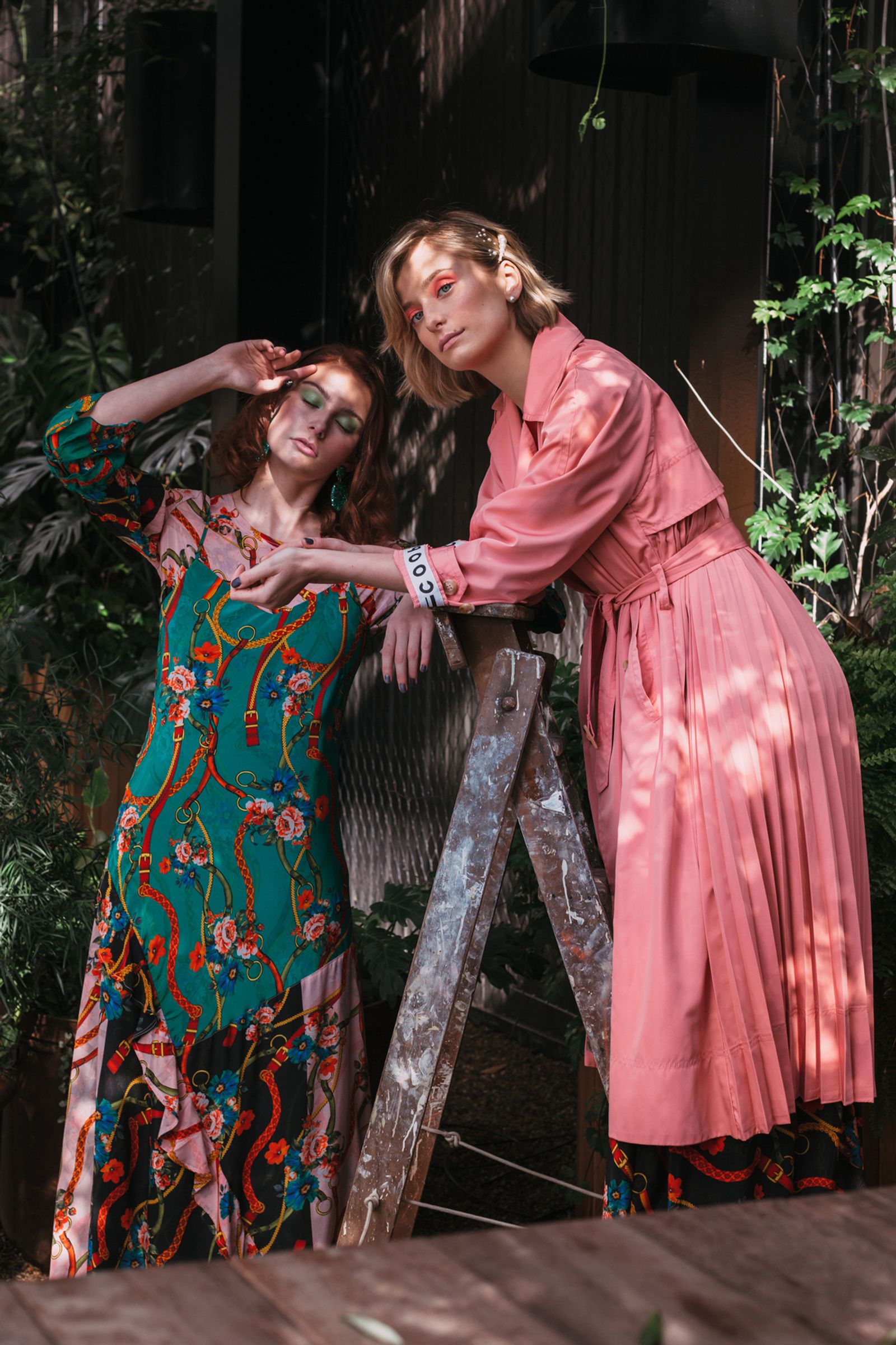 									TOP OF THE WORLD TOP
								, 			DRESS TO IMPRESS DRESS
								, 			PLEATING WEATHER JACKET
			