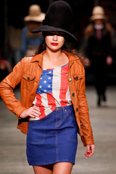 									Dakota 'Retropolis' Jacket
								, 			Banner 'American Pie' Top
								, 			Stampede 'Cowgirl Blues' Skirt
			