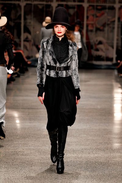 									Badger of Honour 'Badger' Jacket
								, 			Black Pearl 'Ship Ahoy' Skirt
			