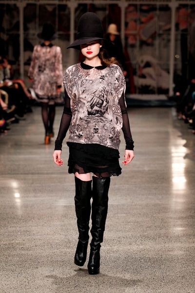 									Pirate Ship 'Ships in the Night' Top
								, 			Black Pearl 'Ship Ahoy' Skirt
			