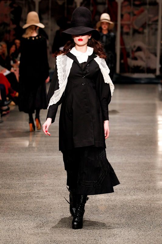 									Deadwood 'Hustle and Bustle' Coat
								, 			Amarillo 'Calamity Jane' Skirt
			