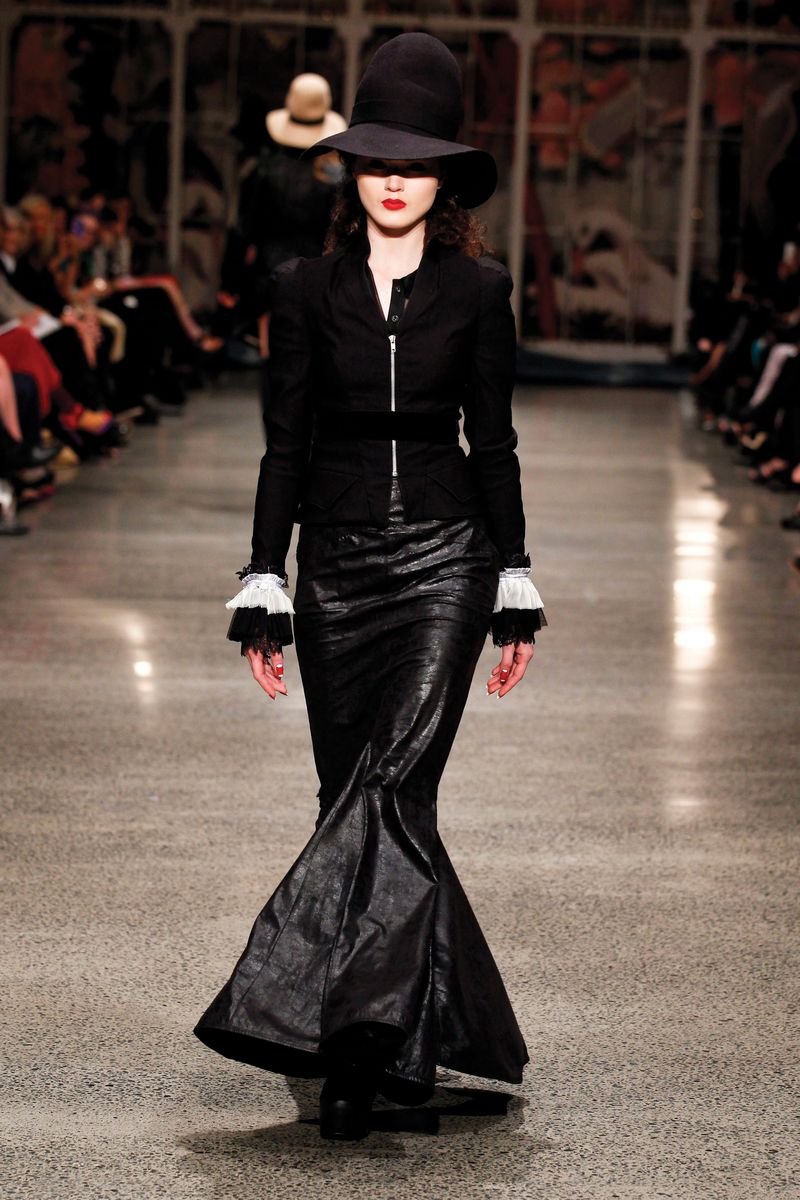 									Dodge 'Black Beauty' Jacket
								, 			Gunfighter 'Floor Sweeper' Skirt
			