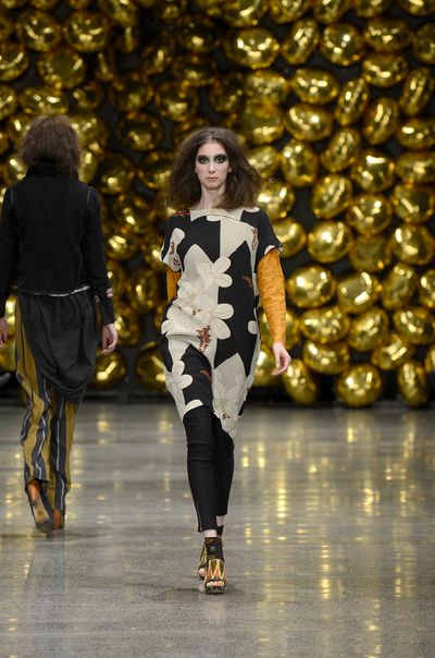 									PICASSO 'SHABBY CHIC' TOP
								, 			TOKYO DRIFT 'THE TIES THAT BIND' DRESS
								, 			MUSE 'AT EASE' PANT
			