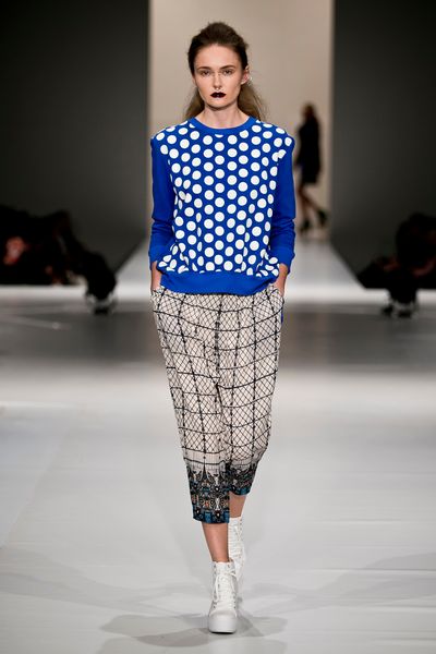 									Spotlight 'We Are Dot Amused' top
								, 			La Parisian 'Jump Up The Volume' pant
			