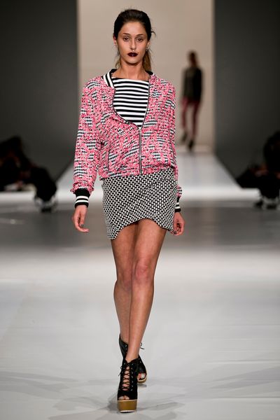 									Jersey Boys 'Straight No Chaser' top
								, 			Check The Paisley 'Don't Bomber Me' bomber
								, 			Bricklane 'Ebony & Ivory' skirt
			