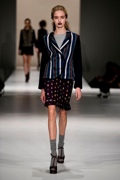 									Jersey boys 'Straight No Chaser' top
								, 			Between The Lines 'Earn Your Stripes' jacket
								, 			Flag That 'Emblem To My World' skirt
			