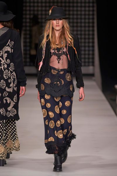 									BALANCE OF SUEDE 'ON THE FRINGE' JACKET
								, 			CORDING AFTER DARK 'ACROSS THE CORD' TOP
								, 			COIN COLLECTION 'COIN A PHRASE' SKIRT
			