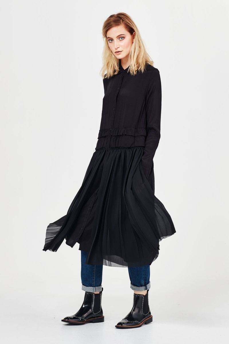 									BLACK TO BASICS 'BATTLE OF THE FLORAL SEA' DRESS
			