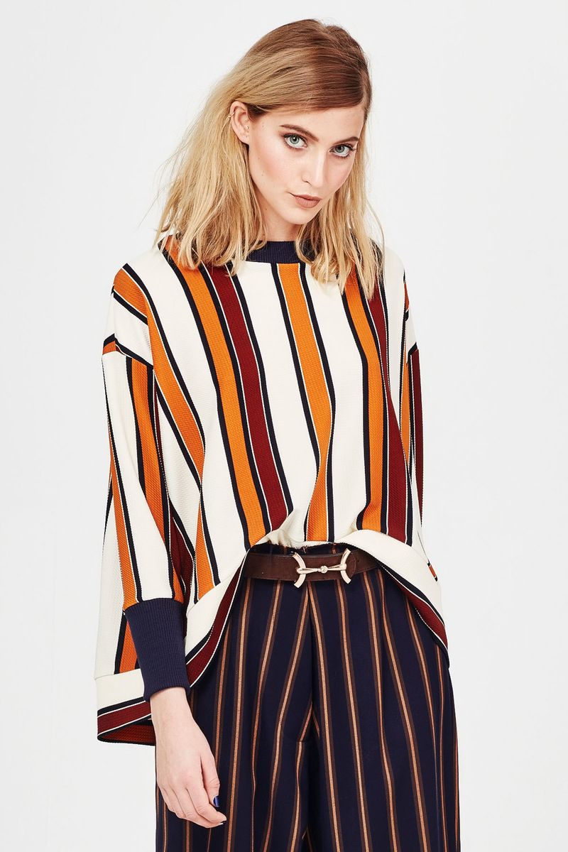 									DOING LINES 'AMERICAN HUSTLE' TOP
								, 			SUITS 'DROP THE GAME' PANT
			