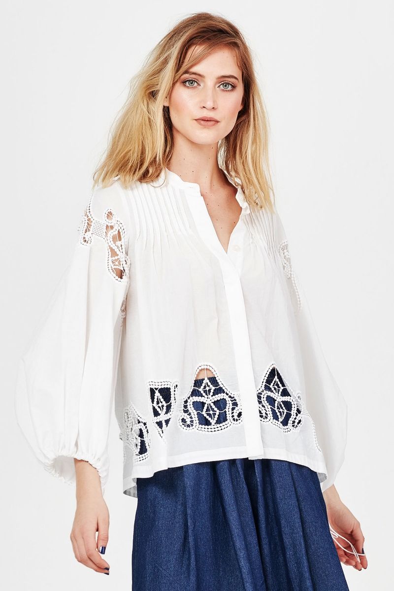 									ITS LACED 'PINTUCK ME DOWN' TOP
								, 			DENIM LEVATO 'VENOM WEARING DENIM' PANT
			