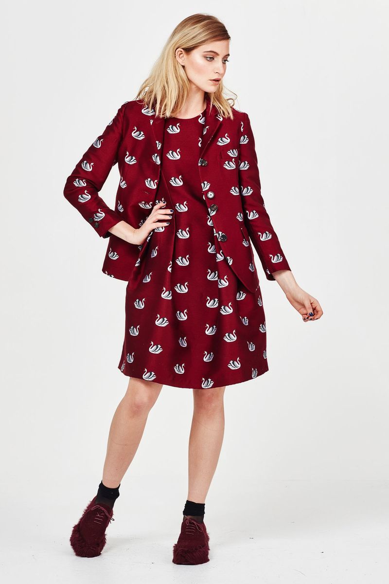 									SWAN SONG 'BELLA SWAN' DRESS
								, 			SWAN SONG 'FAIRLY REGAL' JACKET
			