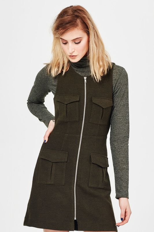 									THE WINTERS TALE 'THE ZIPPER END' DRESS
								, 			WARM ME UP 'SKIVVY CITY' TOP
			