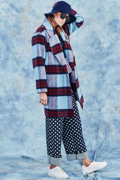 									CASA BLANKET COAT
								, 			SPOT AMUSED PANTS
			