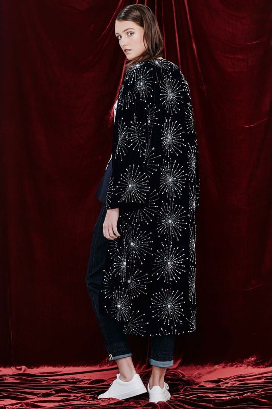 									RHYTHM AND WINES KIMONO
			