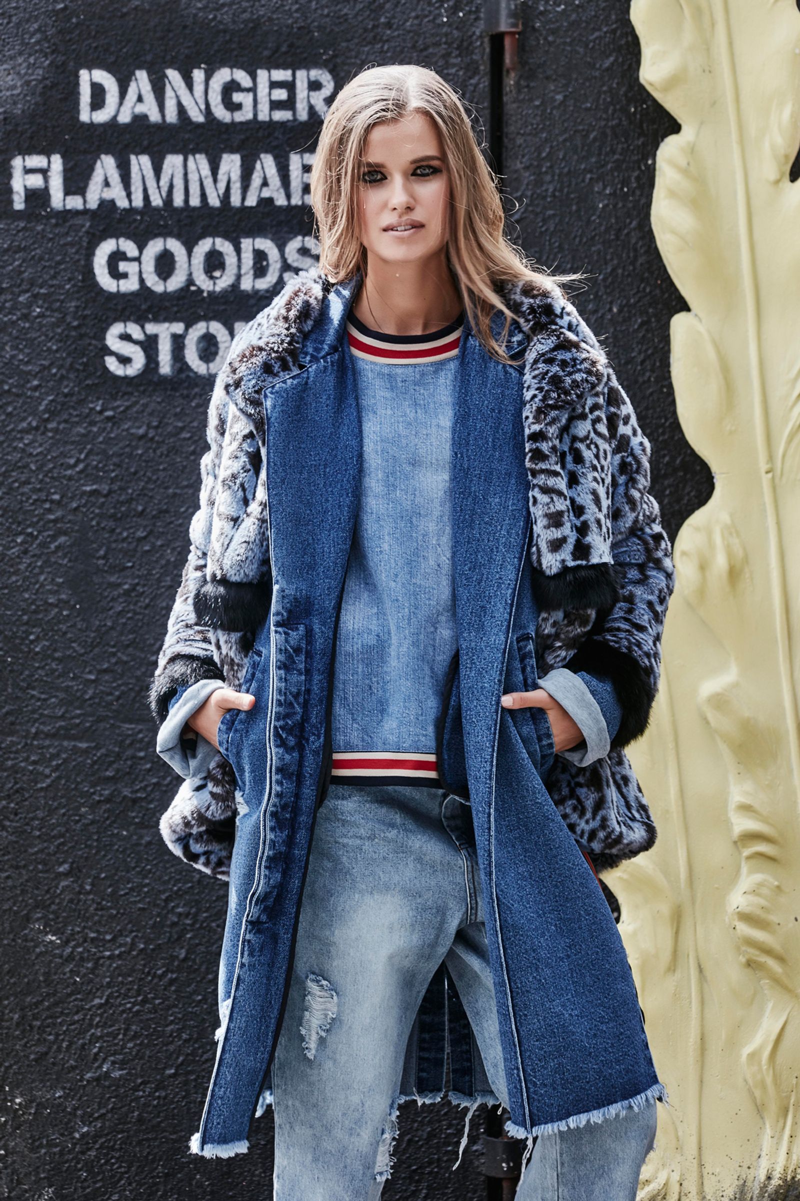 									MOSCOW MULE JACKET
								, 			DISTRESS TO IMPRESS COAT
								, 			RIP IT OFFER TOP
								, 			FREE AS A BIRD JEANS
			