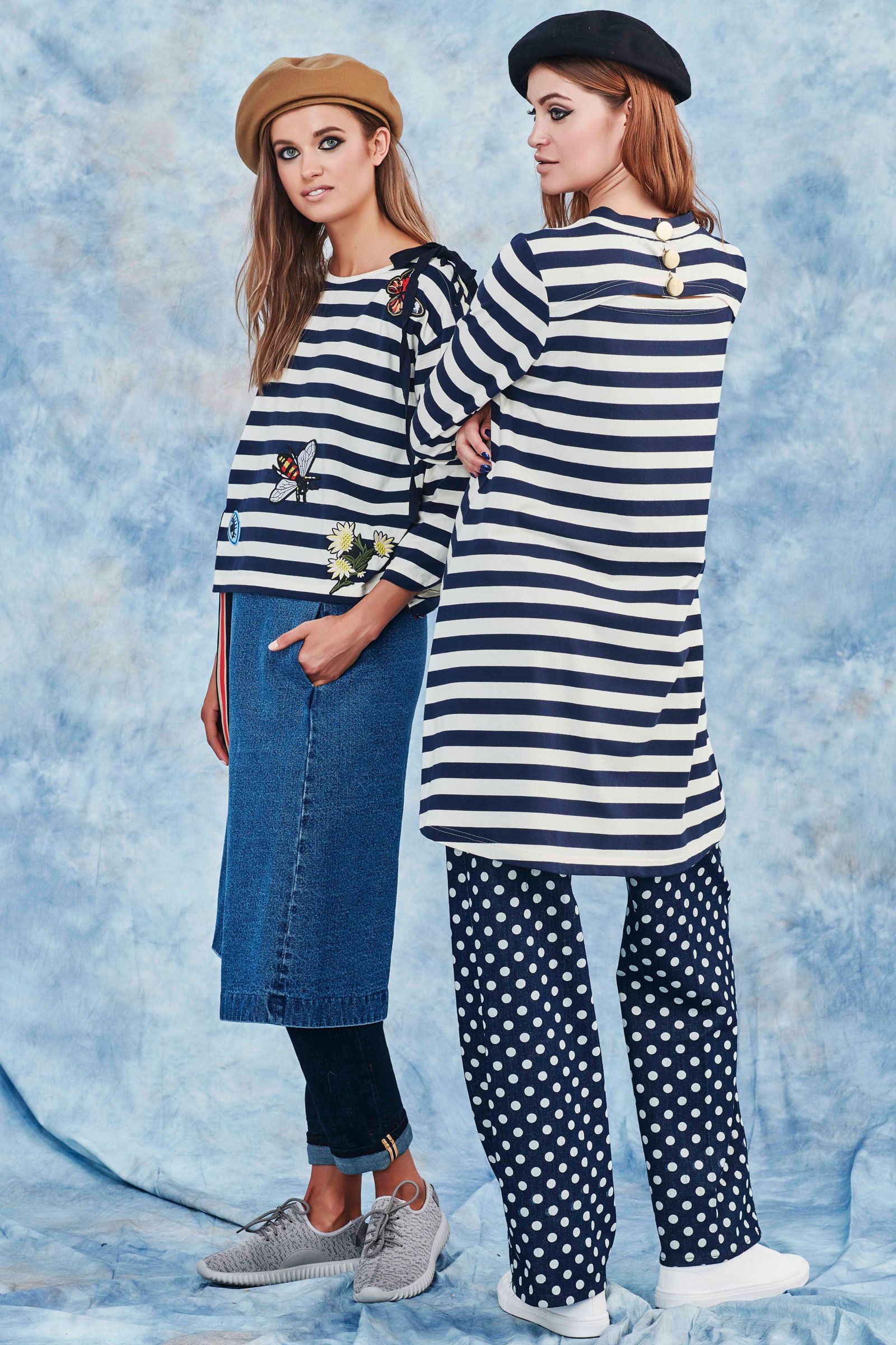 									BADGE OF HONOUR TOP
								, 			WRAPT HER SKIRT
								, 			GET IN LINE DRESS
								, 			SPOT AMUSED PANTS
			