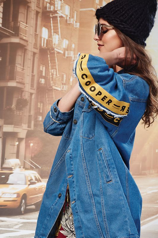 									ENVELOP ME JACKET
								, 			GOLD FASHIONED SUNGLASSES
								, 			BOUQUET GARNI DRESS
			