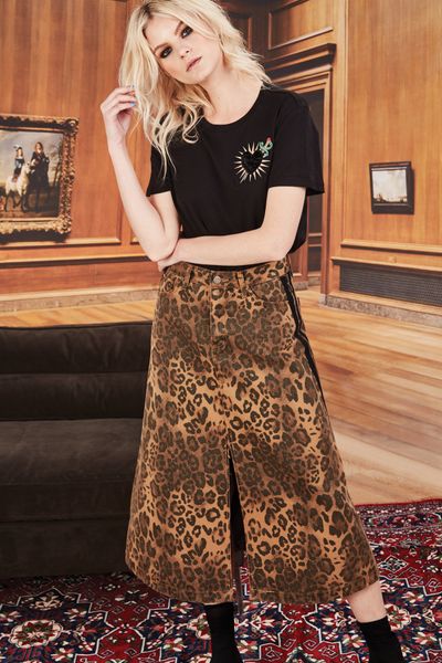 									COOPER CATS SKIRT
								, 			HAVE A HEAT TOP
			