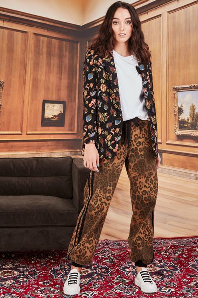 									DIANNE KITTEN TROUSERS
								, 			HAVE A HEART T-SHIRT
								, 			CAT ME IF YOU CAN JACKET
			