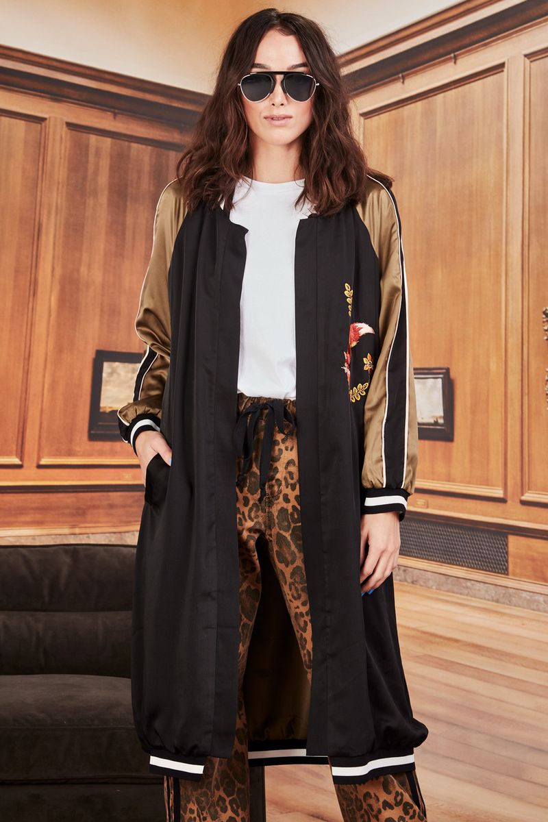 									BADA BING BADA BOMBER
								, 			HAVE A HEART TOP
								, 			DIANNE KITTEN TROUSERS
			